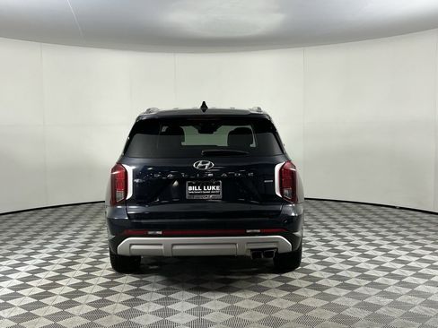 Used 2023 Hyundai Palisade SEL w/ Premium Package image 6