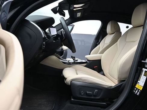 Used 2024 BMW X4 M40i w/ Premium Package image 15