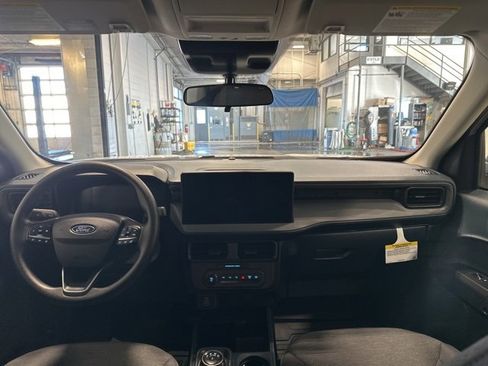 Used 2025 Ford Maverick XL image 15