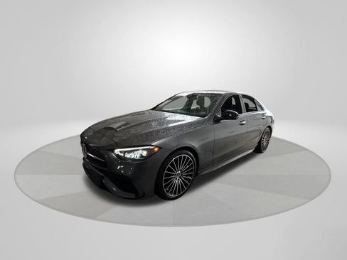 Used 2025 Mercedes-Benz C 300 4MATIC Sedan image 4