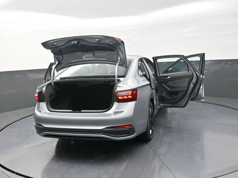 New 2026 Volkswagen Jetta SE image 34