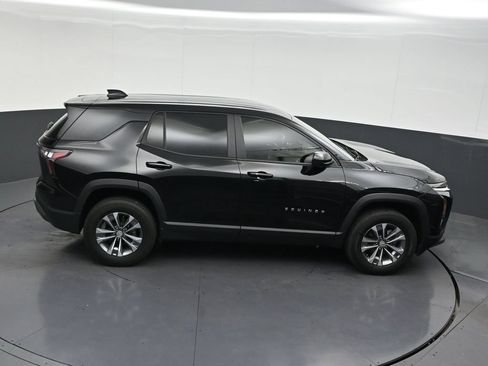 Used 2025 Chevrolet Equinox LT w/ Safety and Technology Package FWD image 21