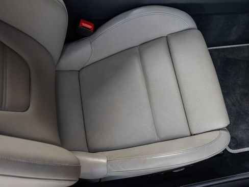 Used 2022 Porsche 911 Turbo S image 47