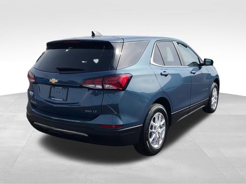 Used 2024 Chevrolet Equinox LT AWD/4WD image 9