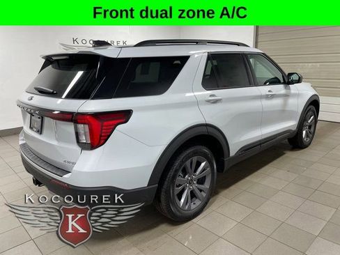 New 2026 Ford Explorer Active w/ Active Comfort Package AWD/4WD image 6