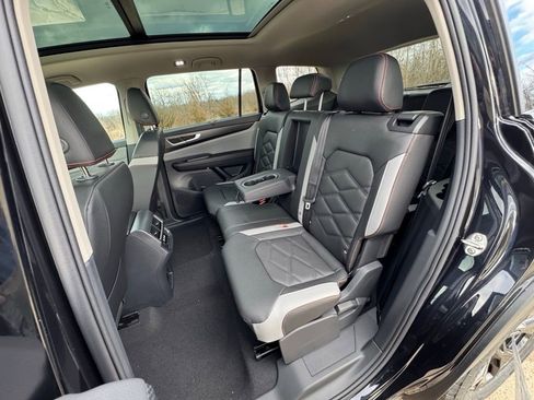 New 2026 Volkswagen Atlas Peak Edition AWD/4WD image 24