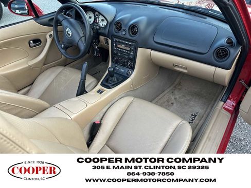 Used 2002 MAZDA MX-5 Miata LS image 13