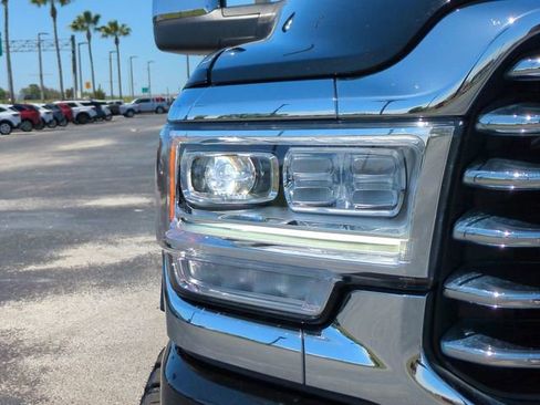 Used 2024 RAM 2500 Limited image 10