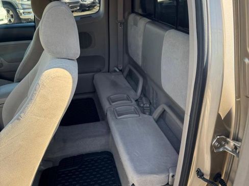 Used 2005 Toyota Tacoma 2WD Access Cab image 16