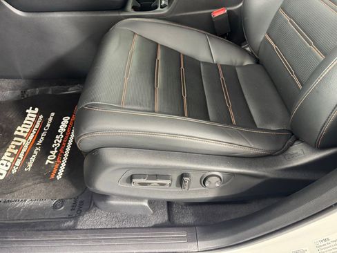 Used 2025 Honda CR-V Sport-L image 19