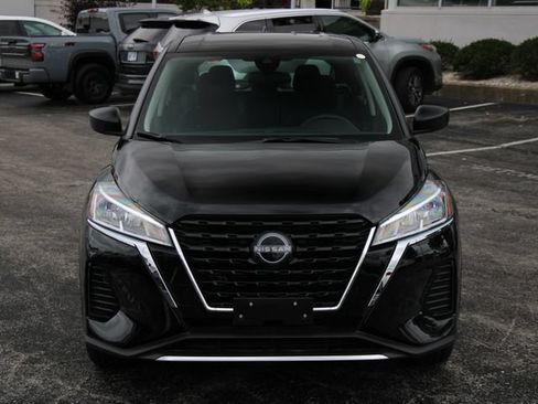 Certified 2025 Nissan Kicks Play S FWD image 7
