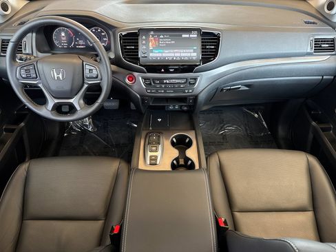 Used 2025 Honda Ridgeline RTL image 10