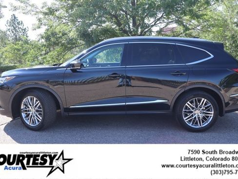 Used 2023 Acura MDX w/ Advance Package AWD/4WD image 3