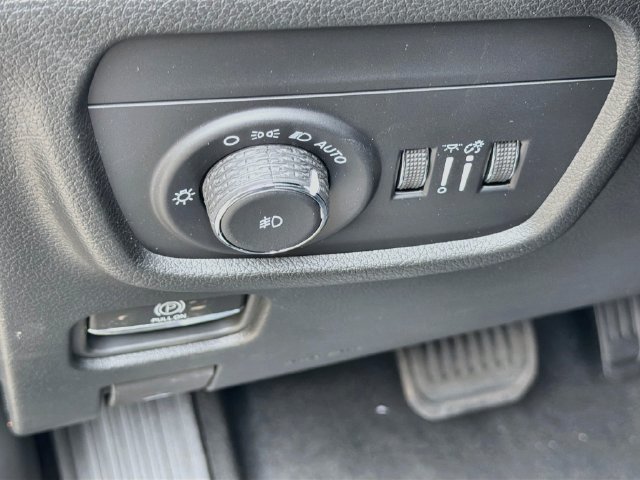 New 2026 Jeep Grand Cherokee Limited AWD/4WD image 10