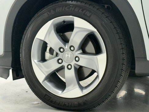 Used 2019 Honda HR-V LX image 39