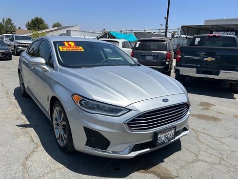 Used 2019 Ford Fusion SEL FWD image 34