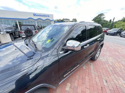 Used 2015 Jeep Grand Cherokee Limited w/ Luxury Group II AWD/4WD image 24