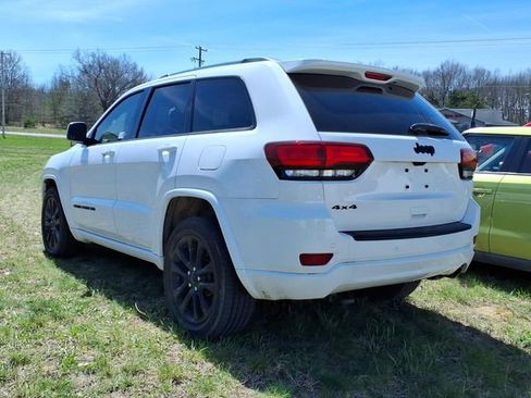 Used 2020 Jeep Grand Cherokee Altitude image 7