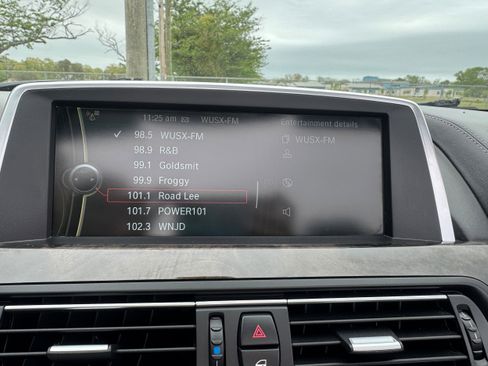 Used 2013 BMW 640i Convertible RWD image 19