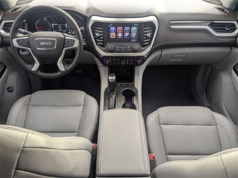 Used 2018 GMC Acadia SLT image 33