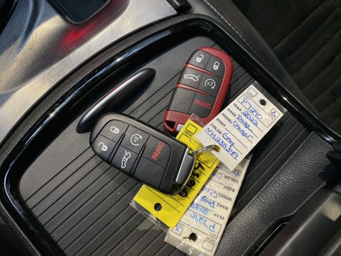 Used 2022 Dodge Charger Scat Pack w/ Daytona Edition Group image 47