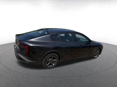 Used 2025 Kia K4 LXS FWD image 15