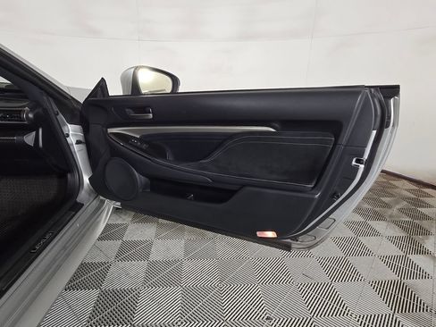 Used 2015 Lexus RC F RWD image 18
