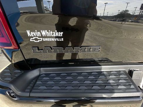 Used 2025 RAM 2500 Laramie image 30