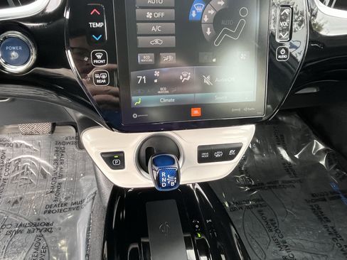Used 2019 Toyota Prius Prime Plus image 23