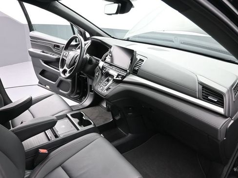 Used 2025 Honda Odyssey Sport-L image 29