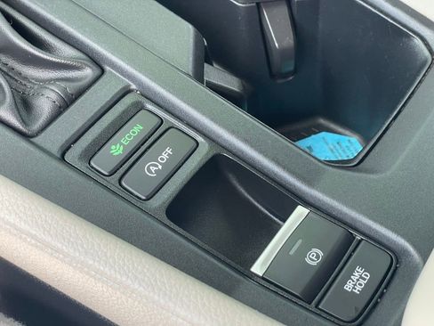 Used 2023 Honda Accord EX image 23