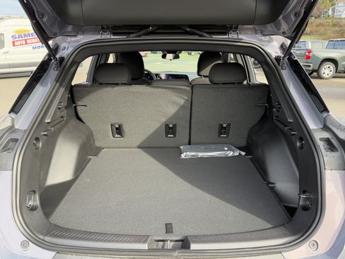 New 2026 Chevrolet Equinox EV LT image 31