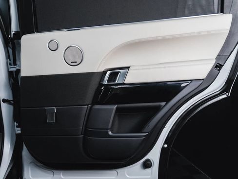 Used 2016 Land Rover Range Rover Long Wheelbase Supercharged image 44