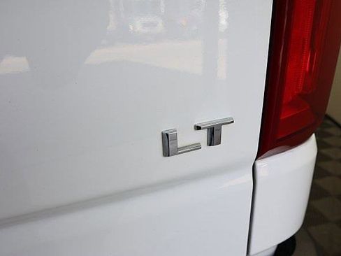 Used 2022 Chevrolet Silverado 1500 LT Trail Boss image 8