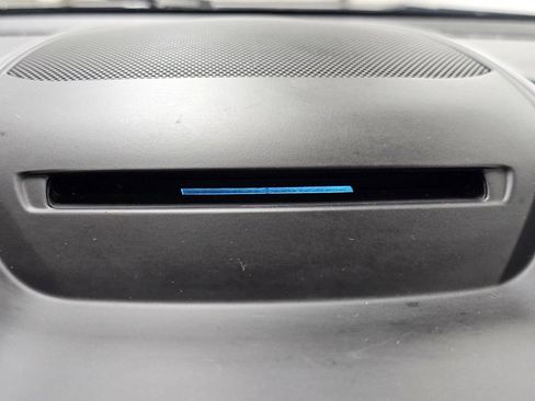 Used 2018 Ford Escape SE w/ SE Sync 3 Package FWD image 19