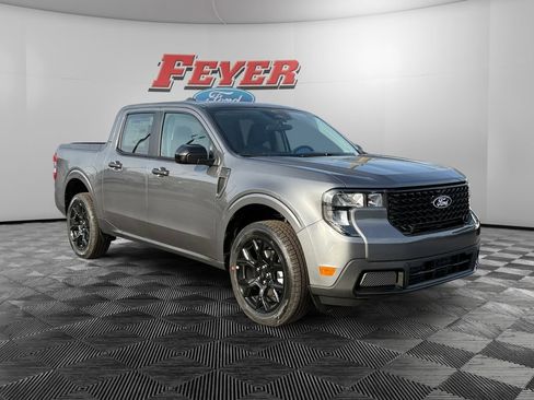 New 2026 Ford Maverick XLT w/ XLT Luxury Package AWD/4WD image 3