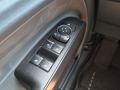 Used 2024 Ford Maverick XLT w/ XLT Luxury Package FWD image 18