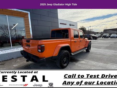 Used 2025 Jeep Gladiator Sport image 10