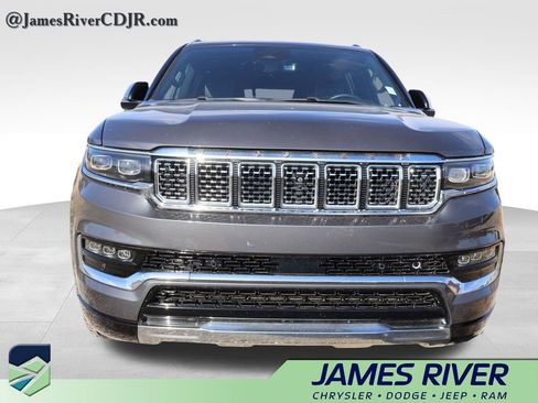 Used 2024 Jeep Grand Wagoneer L Series III image 6
