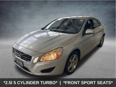 Used 2012 Volvo S60 T5 image 2