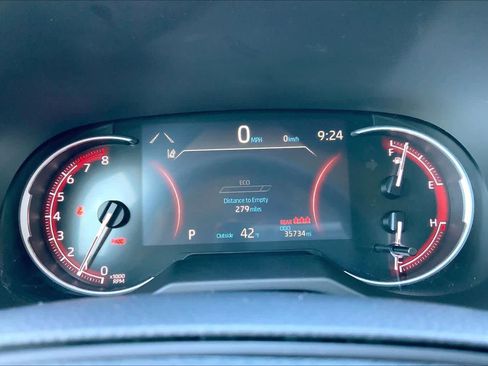 Used 2024 Toyota RAV4 LE image 25