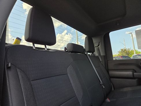 Used 2023 Chevrolet Silverado 2500 Custom w/ Custom Convenience Package AWD/4WD image 18