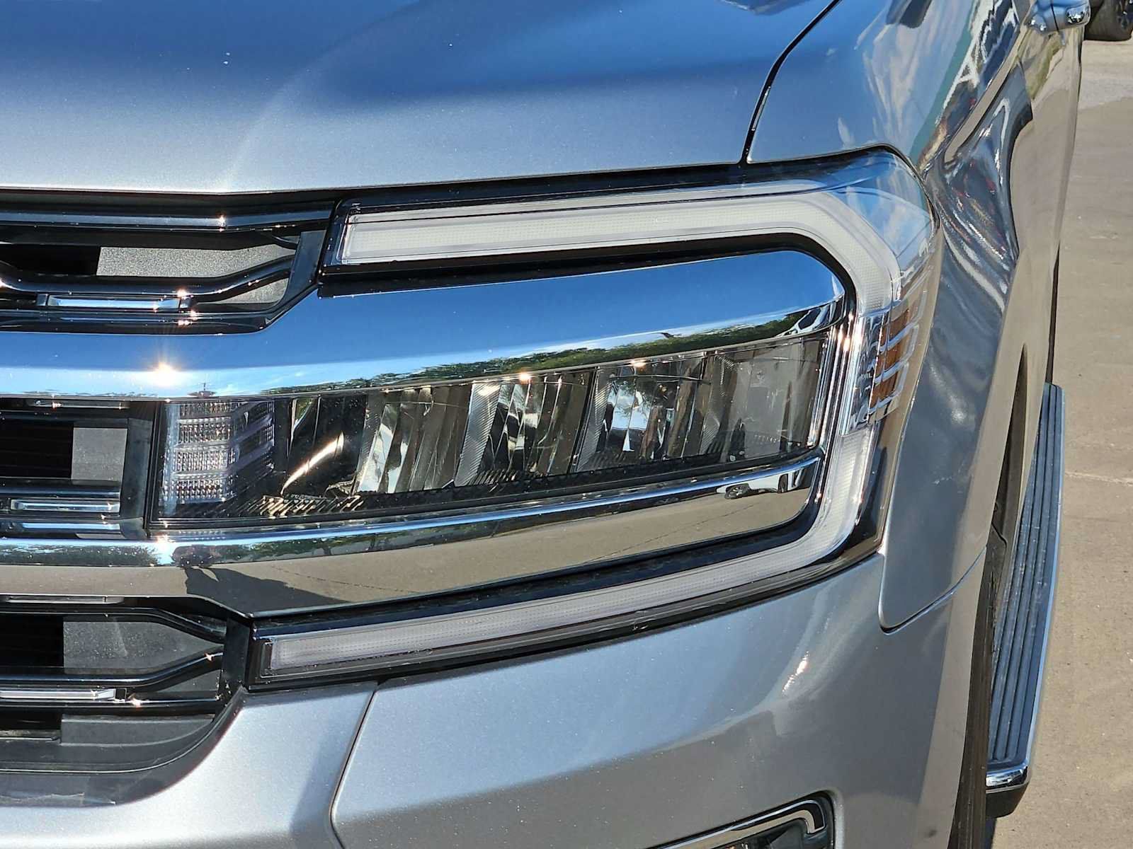 Used 2022 Ford Expedition Max Limited RWD image 10