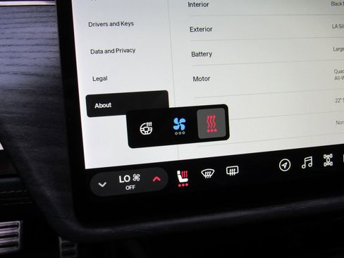 Used 2022 Rivian R1T Launch Edition image 30