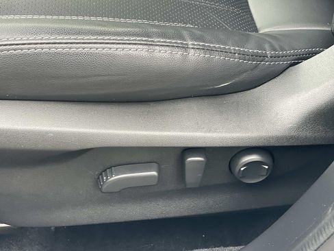 Used 2019 Subaru Forester Limited AWD/4WD image 20