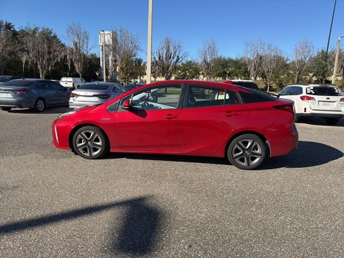 Used 2022 Toyota Prius Limited image 2