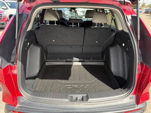 Used 2025 Honda CR-V EX image 39
