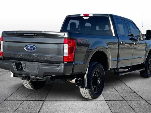 Used 2019 Ford F250 Lariat image 11