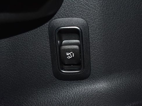 Certified 2026 Mercedes-Benz GLA 250 4MATIC image 7