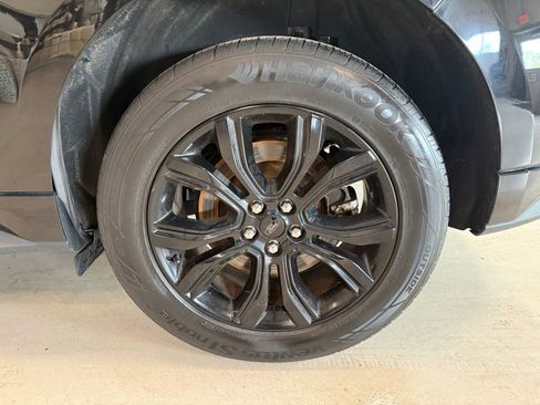 Certified 2022 Ford Edge SE w/ Black Appearance Package AWD/4WD image 27